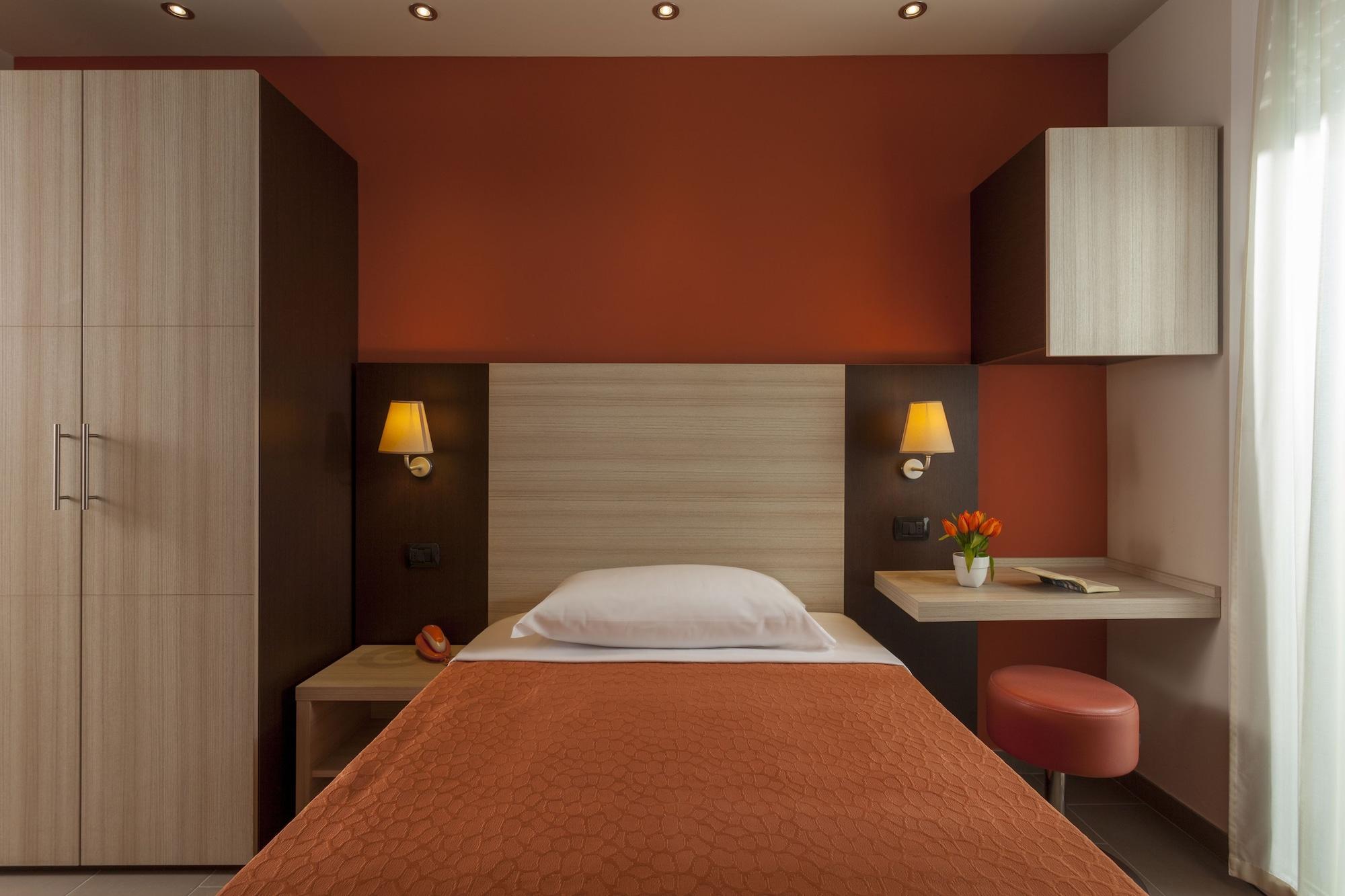 Hotel Aurora Mare Римини Экстерьер фото
