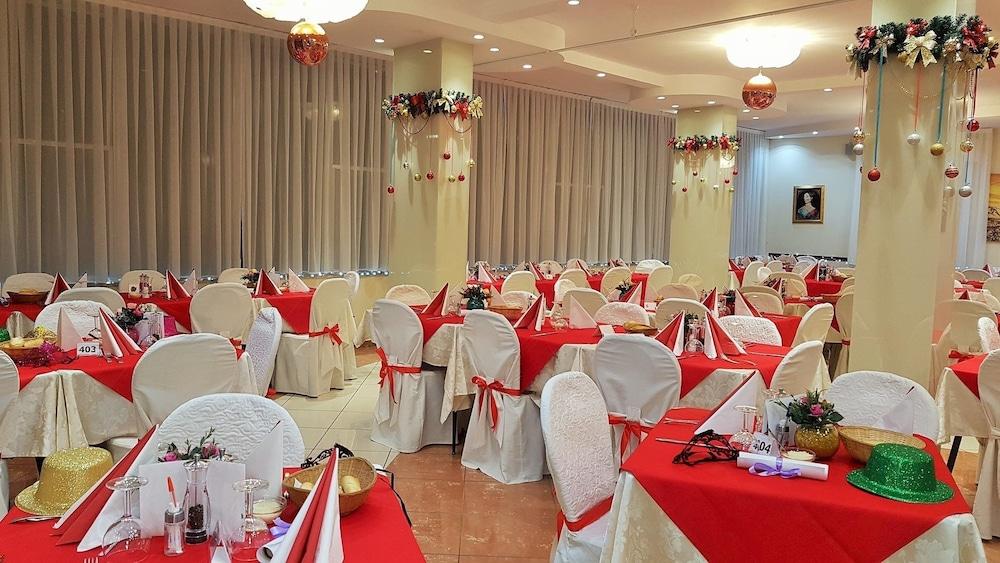 Hotel Aurora Mare Римини Экстерьер фото