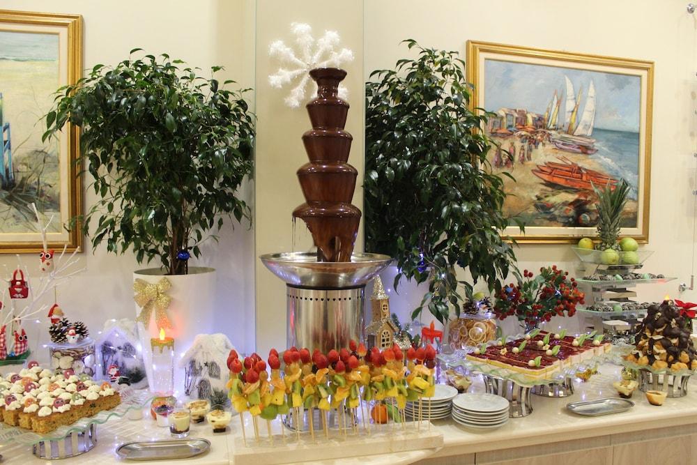 Hotel Aurora Mare Римини Экстерьер фото