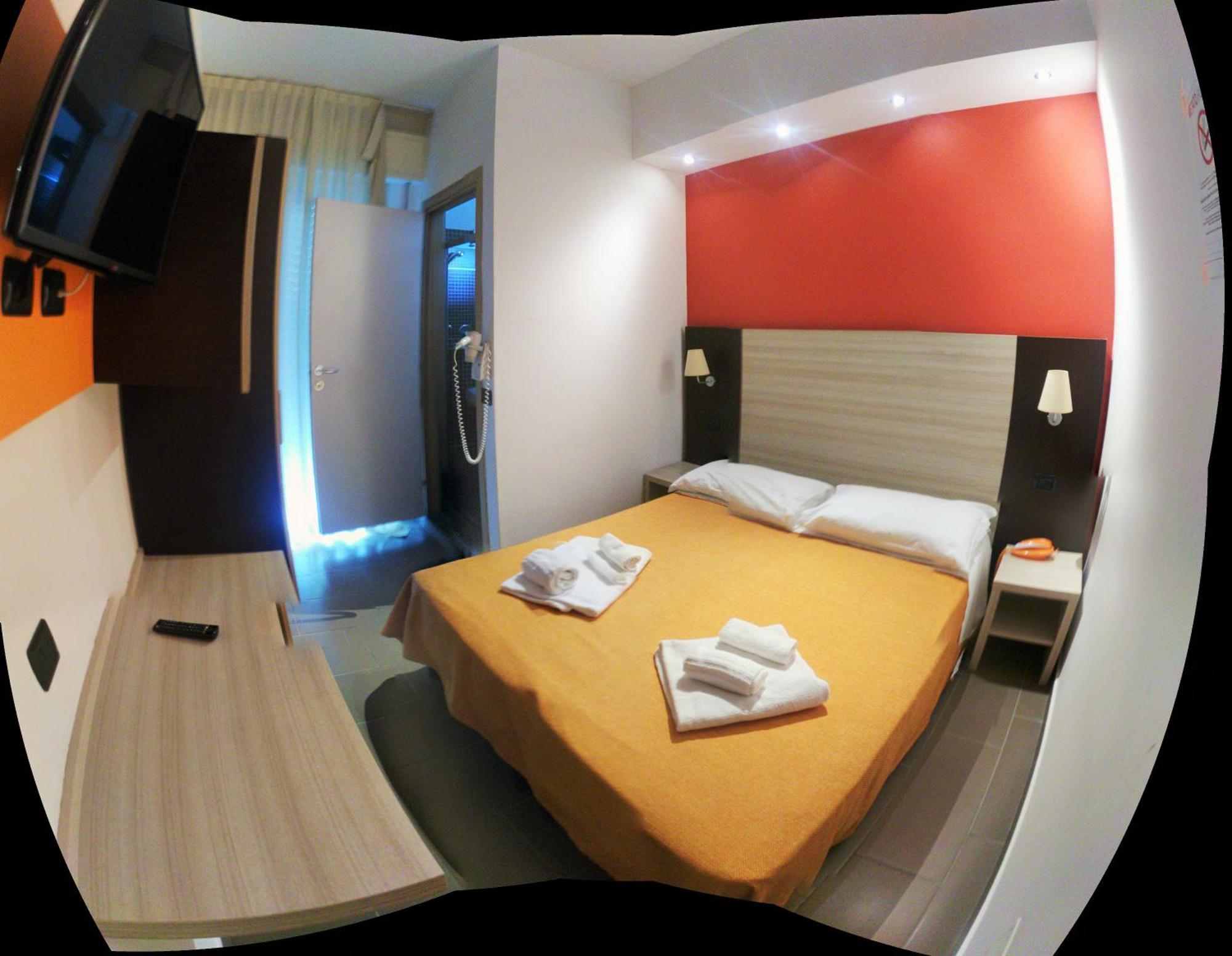 Hotel Aurora Mare Римини Номер фото